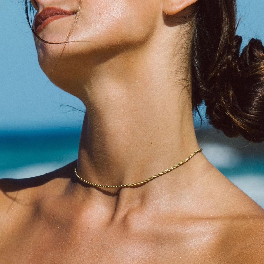Atolea "Calvi" Rope Chain Necklace - Picture 2 of 3
